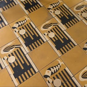 Meet your Posher, Nee